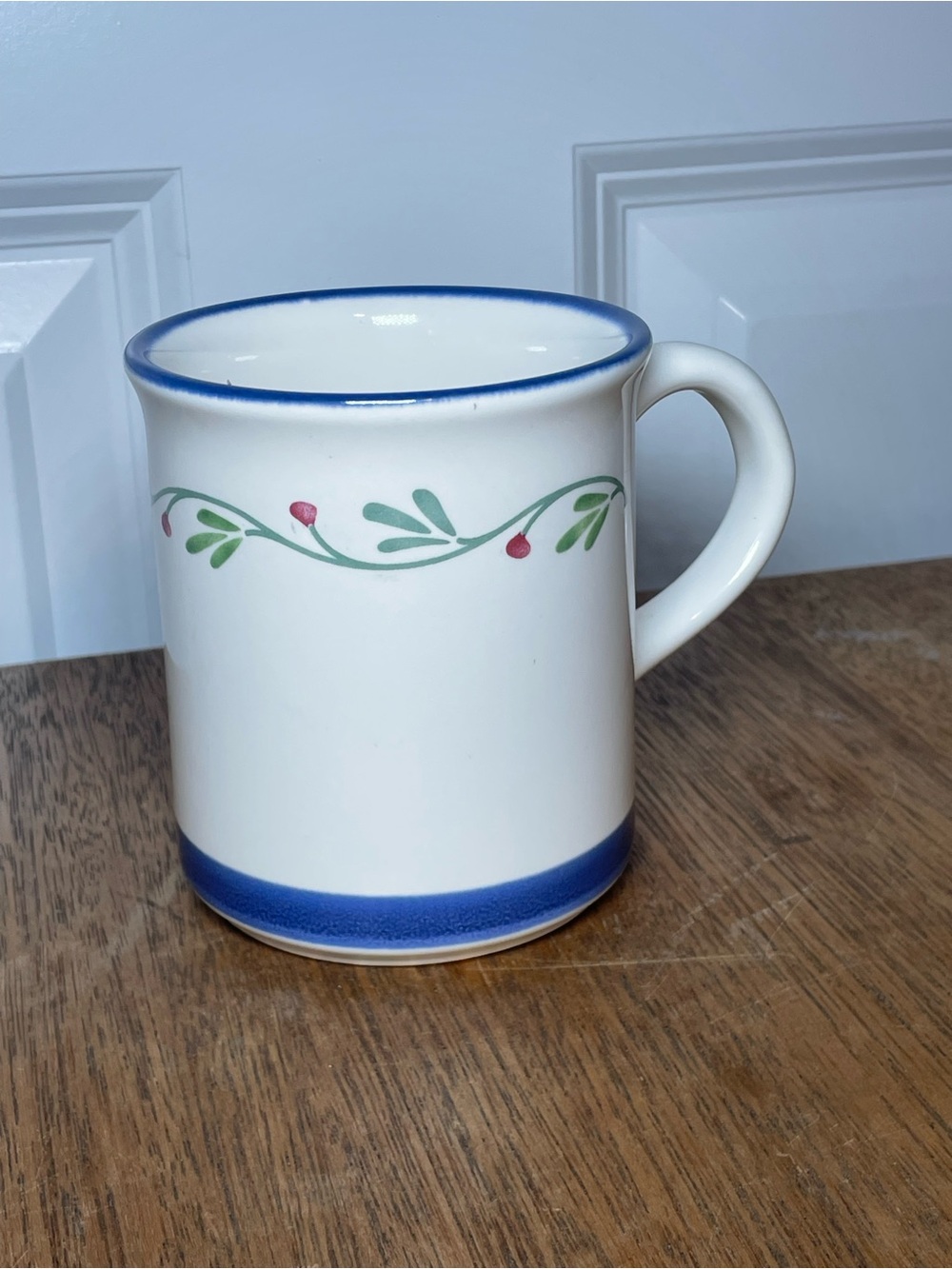 Pfaltzgraff Wyngate Floral Stoneware Coffee/Tea Mug – Vintage - Picture 2 of 5